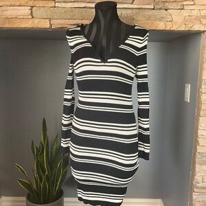 Kendall & Kylie Stretch Knit Bodycon Sweater Dress Preppy Stripe Black White L